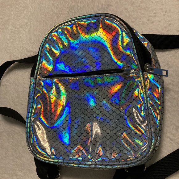 Ardene Holographic Patterned Small Travel Backpack - Picture 2 of 3